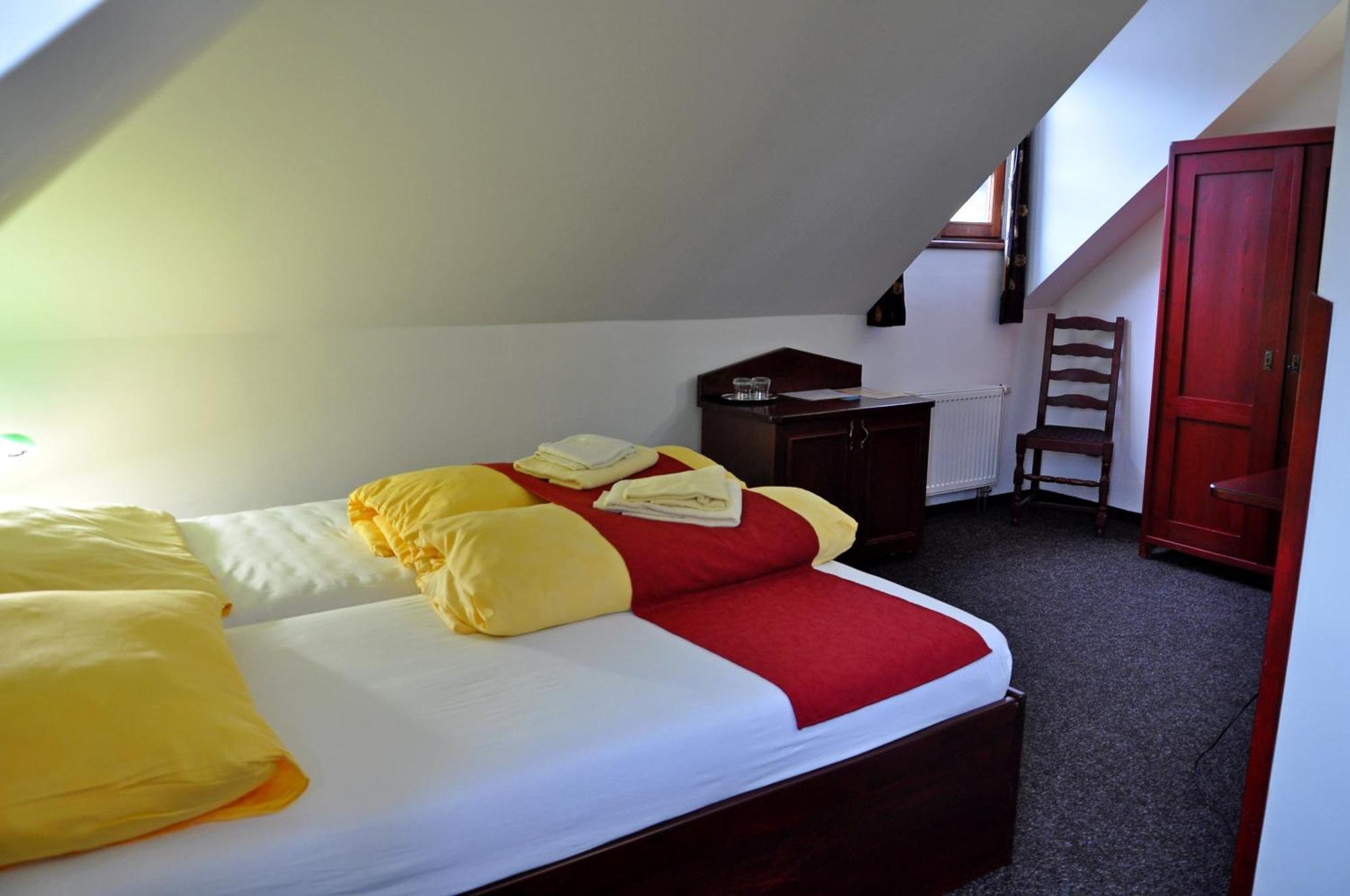 Hotel St Florian Loket Chambre photo